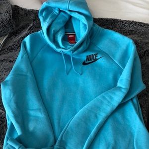 Nike Womens Sweatshirt